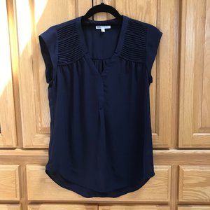 Daniel Rainn short sleeve blouse